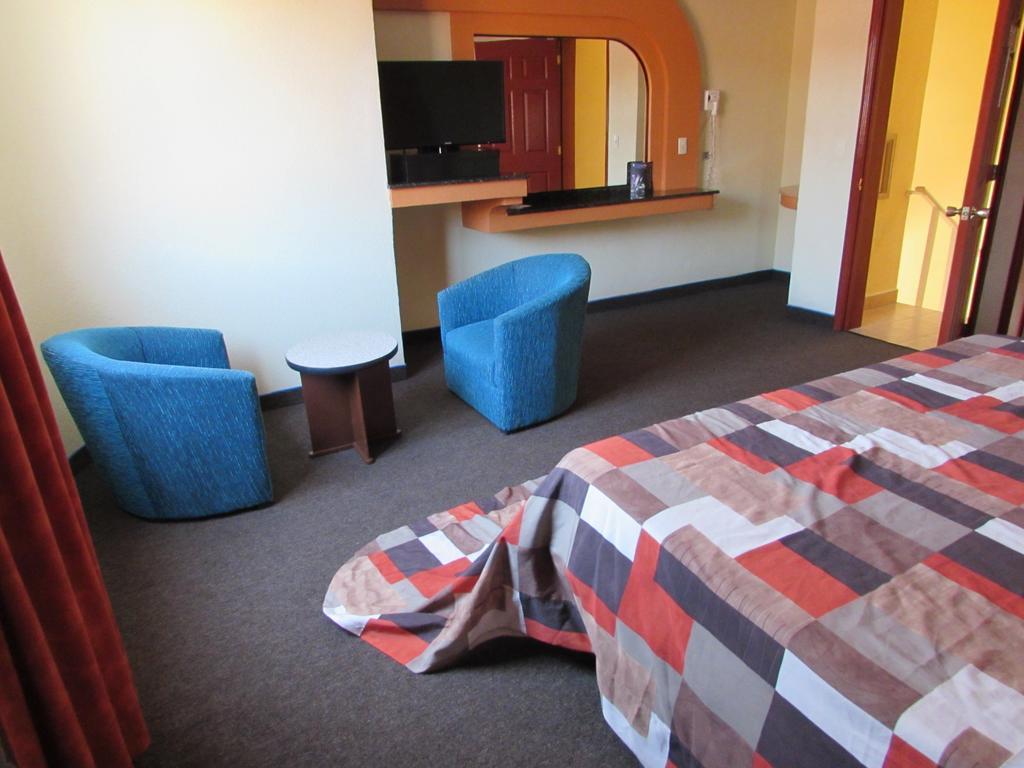 Motel Gran Vallarta (Adults Only) Celaya  Exterior photo