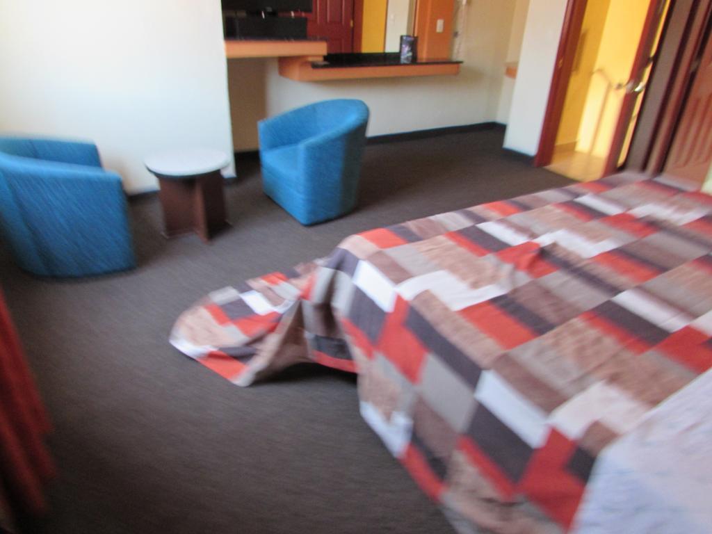 Motel Gran Vallarta (Adults Only) Celaya  Exterior photo