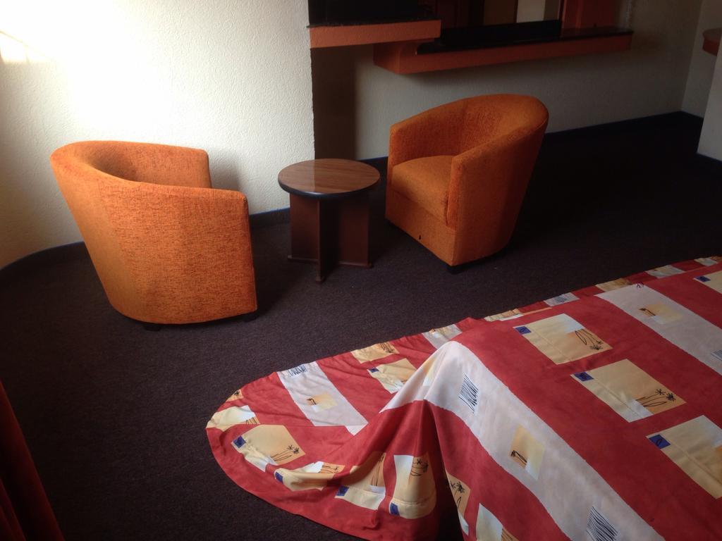 Motel Gran Vallarta (Adults Only) Celaya  Exterior photo