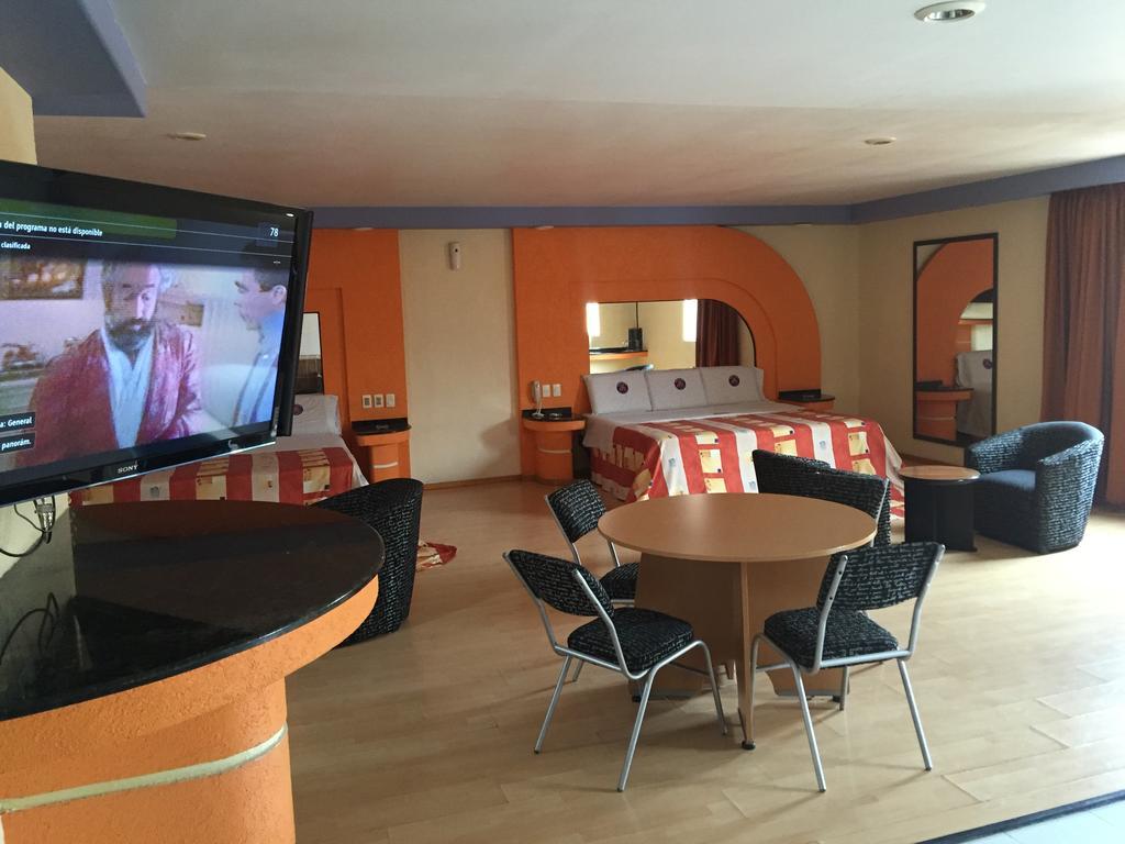 Motel Gran Vallarta (Adults Only) Celaya  Exterior photo